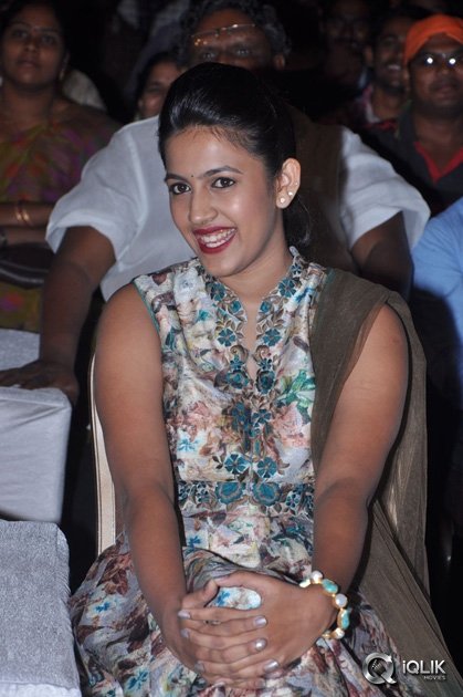 Niharika-at-Kanche-Movie-Audio-Launch